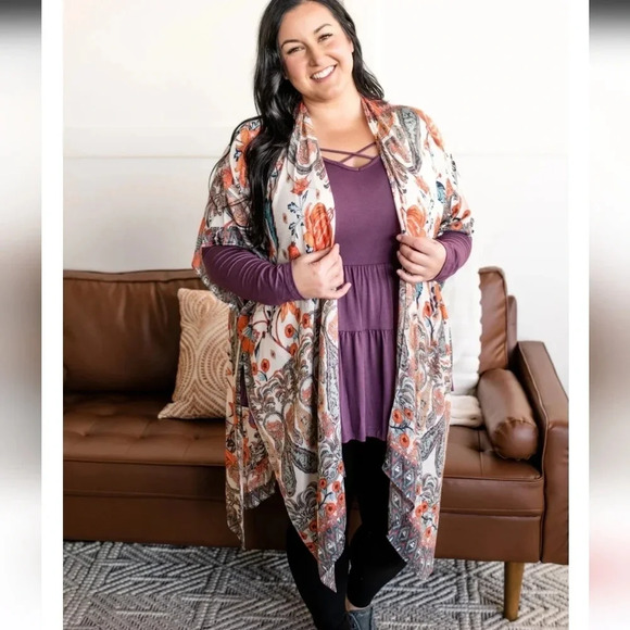 New Boho Floral Jacquard Kimono - Picture 5 of 9
